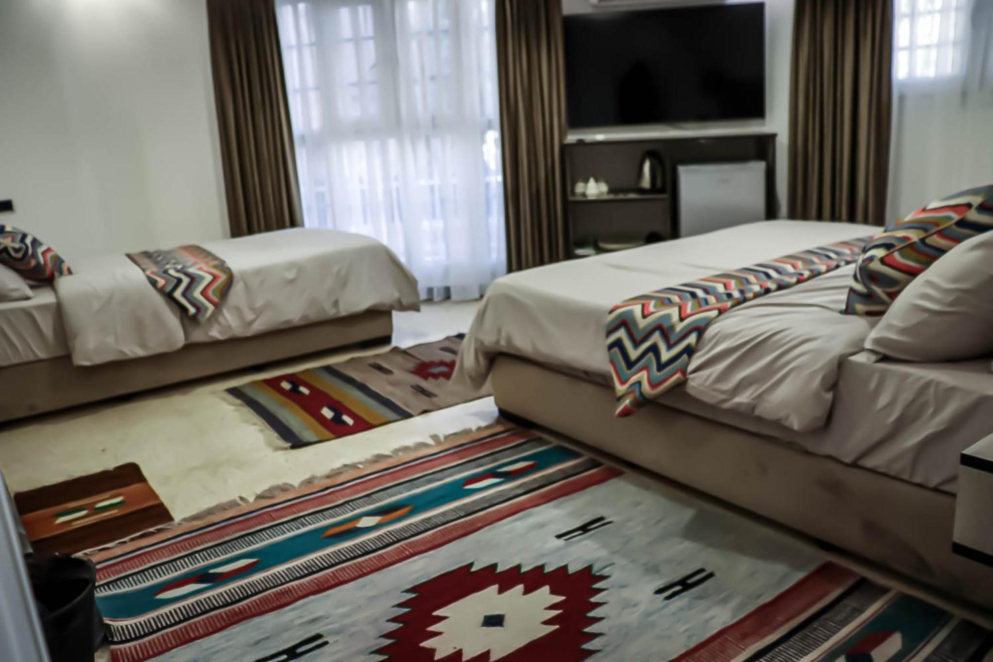 Celestia Boutique - Boutique Overlooking Jerash Ruins 杰拉什